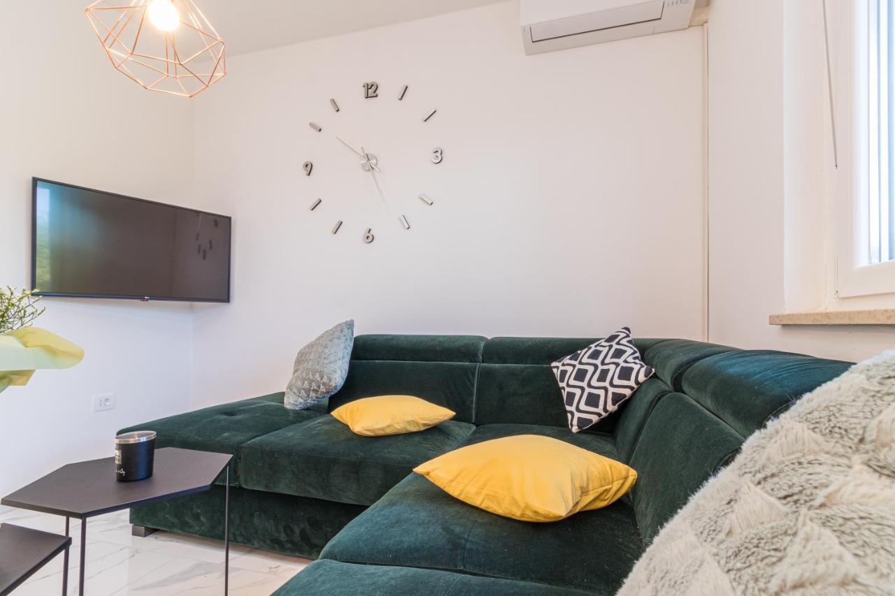 Three Waves Apartment New Pula Buitenkant foto